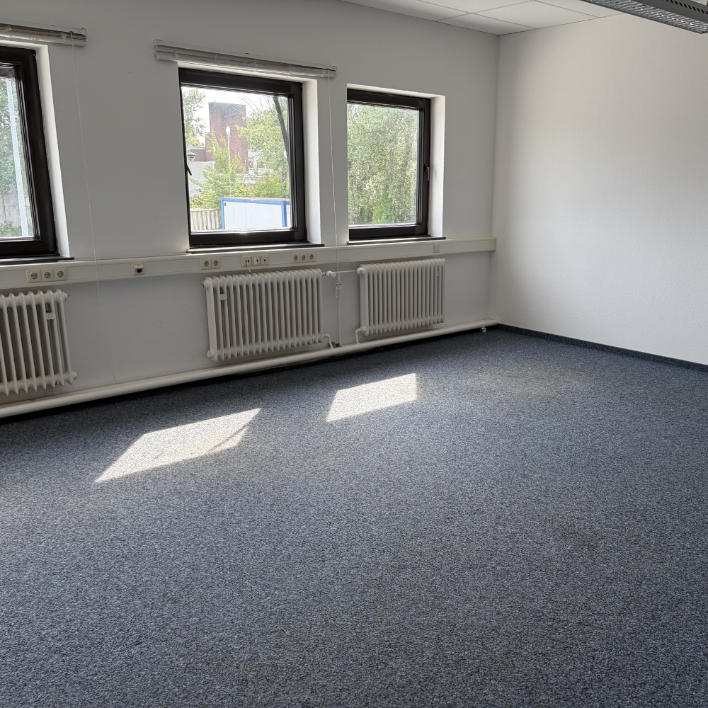 Büroraum mit Tageslicht im Objekt Arsterdamm 72 in Bremen